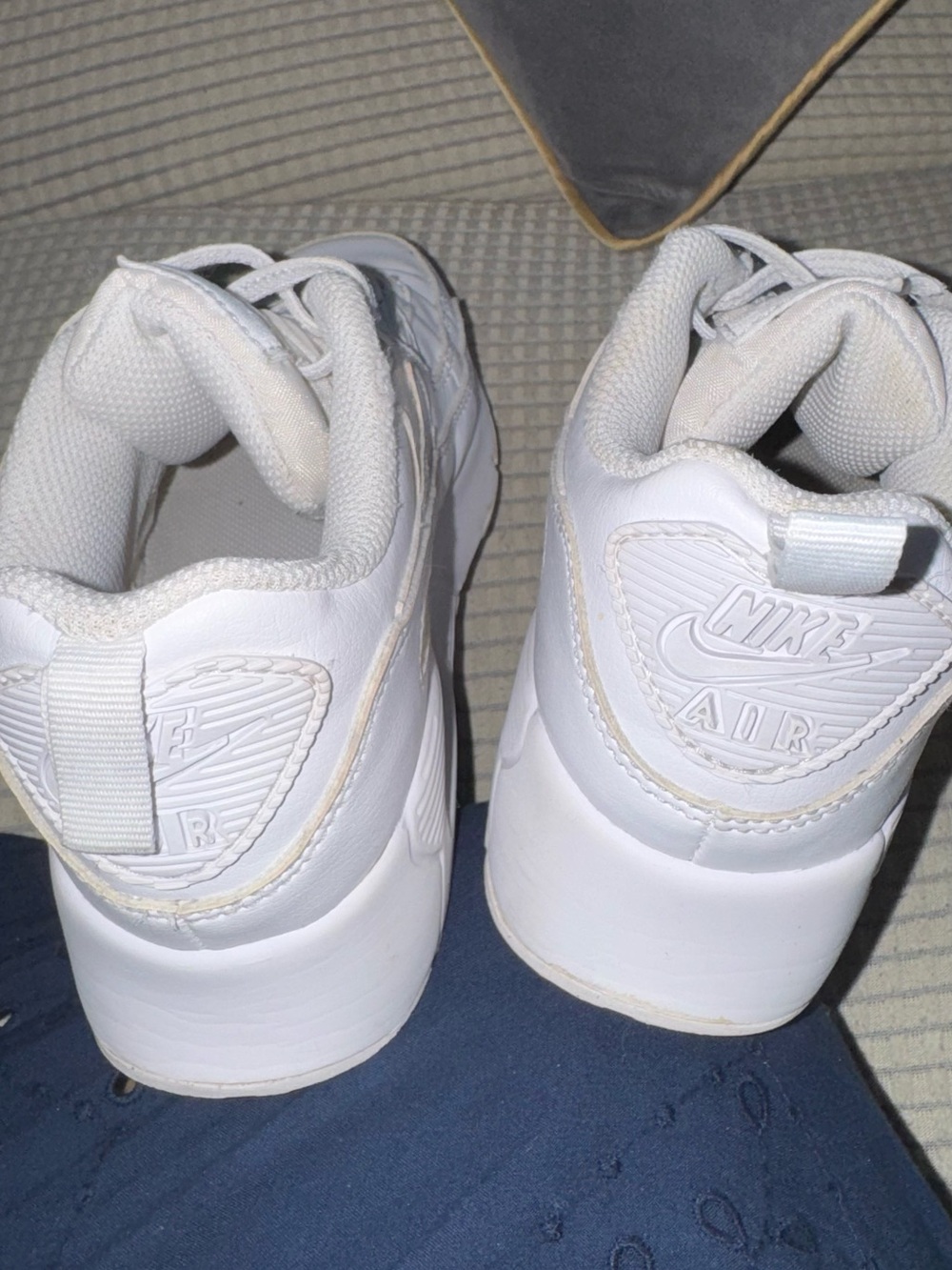 Nike Kids White and Gold Low-Top Sneakers